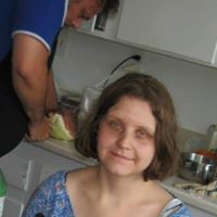 Sarah Newcomb Photo 13