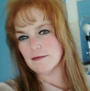 Bobbi Martin Photo 19