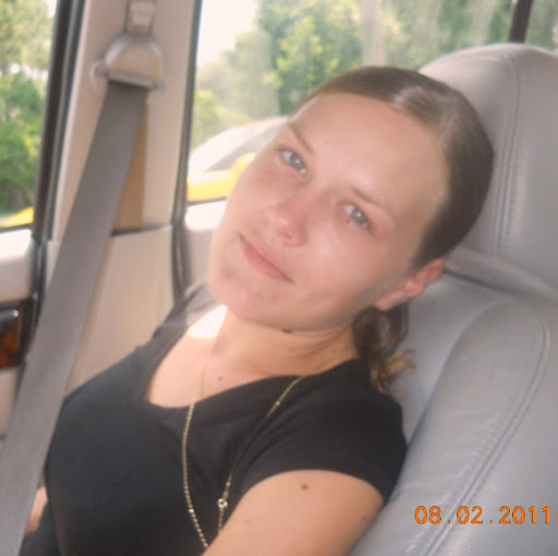 Stephanie Harper Photo 24