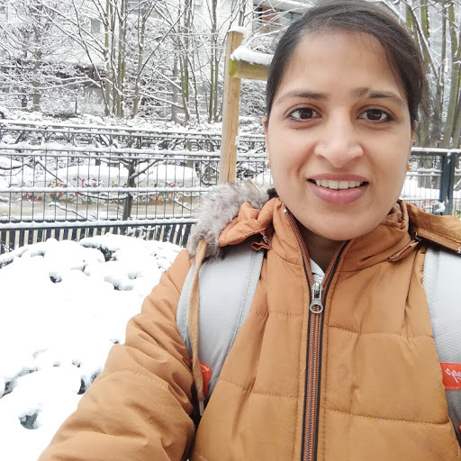 Seema Gupta Photo 44