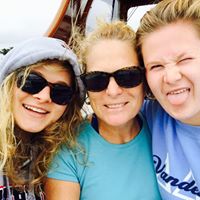 Amy Bullard Photo 33