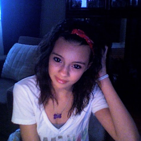 Vicki Garcia Photo 8