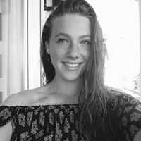 Julia Mcclean Photo 15