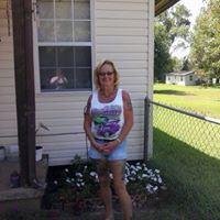 Elizabeth Gore Photo 32