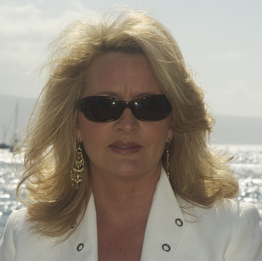 Laura Powell Photo 12