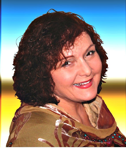 Lisa Schutz Photo 11