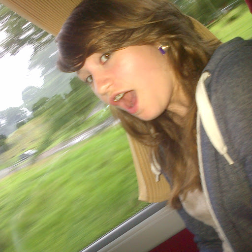 Shannon Perry Photo 2