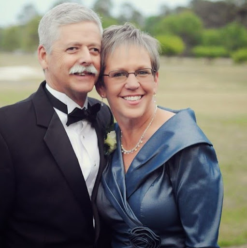 Julie Strickland Photo 30