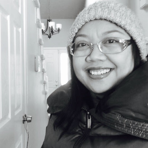 Julie Nava Photo 32