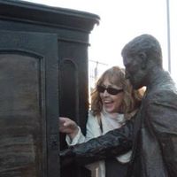 Sonia Garrison Photo 7