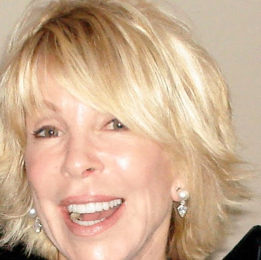Elizabeth Grossman Photo 38