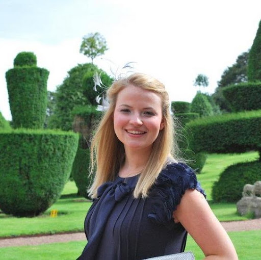 Jennifer Campbell Photo 28
