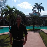 Ricardo Fernandez Photo 39