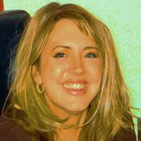 Julie Armstrong Photo 6
