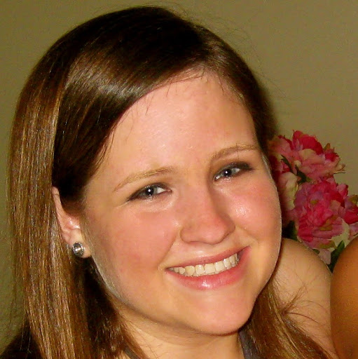 Emily Roberson Photo 25