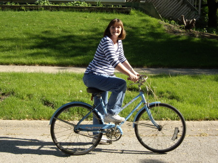 Eleanor Mitchell Photo 8