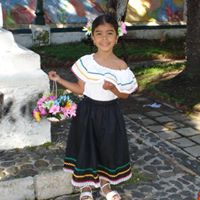 Andrea Hurtado Photo 39
