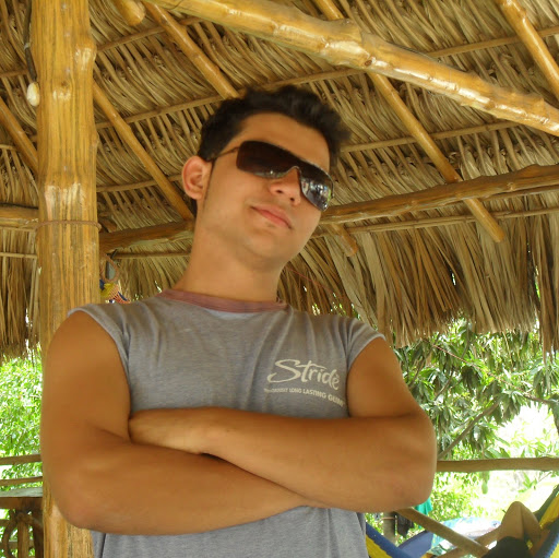 Roberto Alas Photo 5