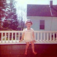 Laura Pennington Photo 26