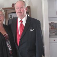 Linda Foster Photo 24