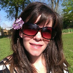 Andrea Parsons Photo 23