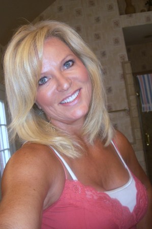 Cindy Lambert Photo 10