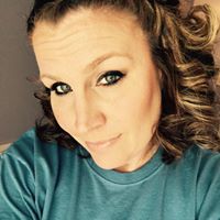April Sanderson Photo 15
