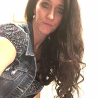 Lori Thacker Photo 16