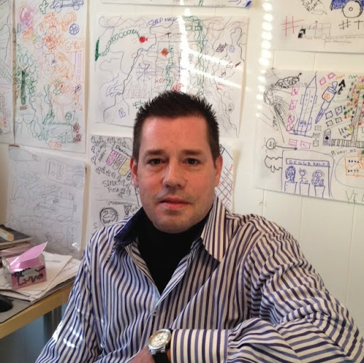 Timothy Howell Photo 19