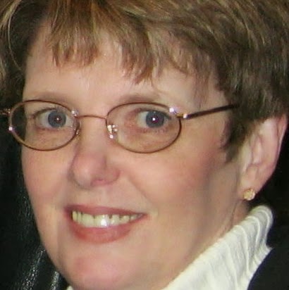 Sandra Dyer Photo 22