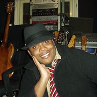 Leon James Photo 32