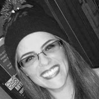 Samantha Leach Photo 35