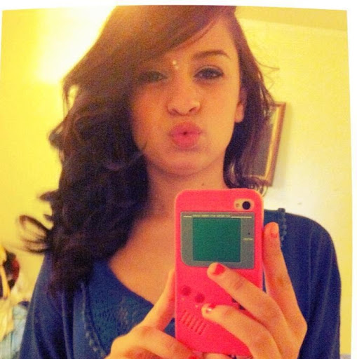 Vanessa Campos Photo 12