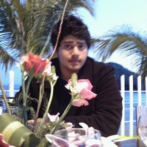 Irvin Aguilar Photo 16