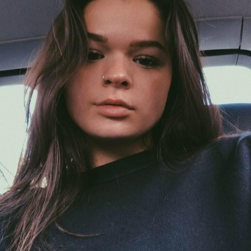 Emily Fox Photo 33