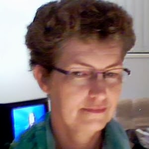 Annie Walker Photo 29