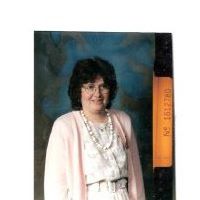 Stephanie Rush Photo 5