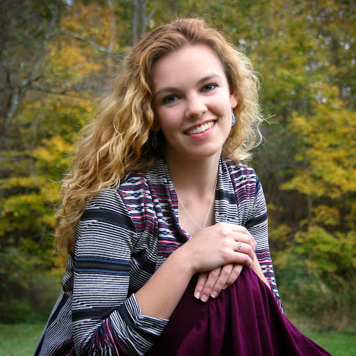 Jennifer Houser Photo 26