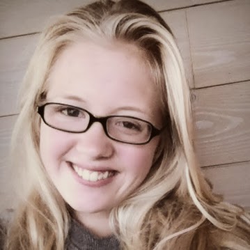 Anna Lange Photo 5