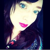 Samantha Bowles Photo 5