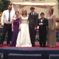 Teresa Ewing Photo 17