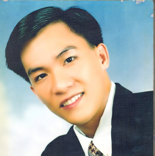 Vinh Huynh Photo 12