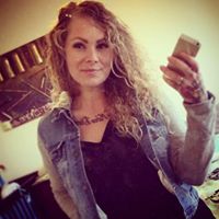 Amy Sinclair Photo 26