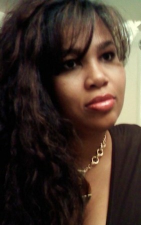 Stephanie Thomas Photo 37