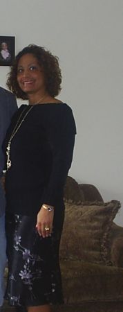 Julie Santiago Photo 25