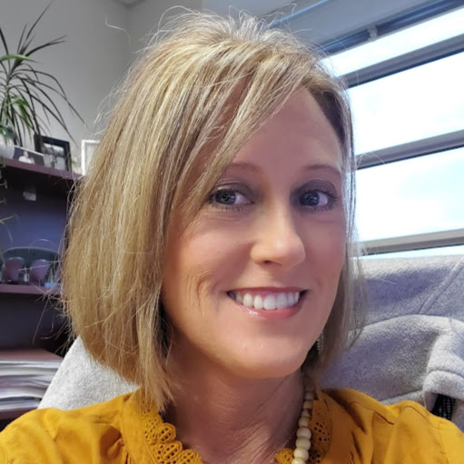 Angela Herndon Photo 27
