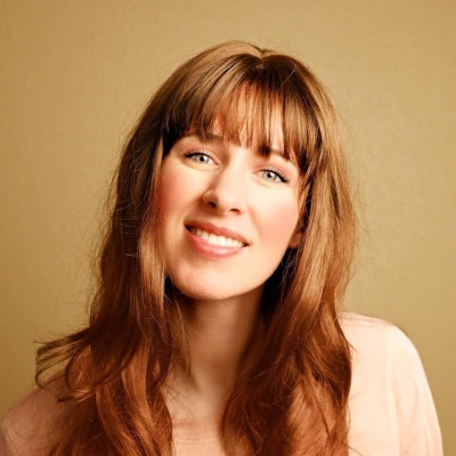 Sarah Anderson Photo 48