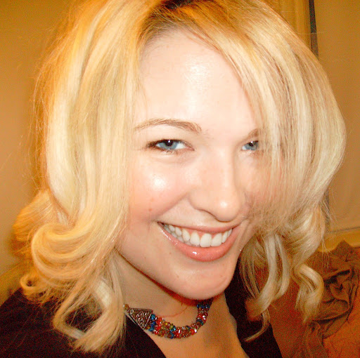 Sarah Carr Photo 32
