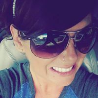 Jennifer Healey Photo 17