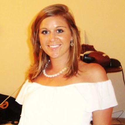 Amanda Goss Photo 24